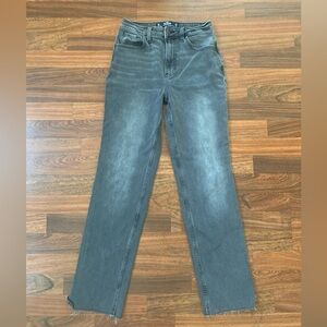 Hollister California Ultra High Rise 90’s Vintage Straight Gray Women’s Jeans 3R